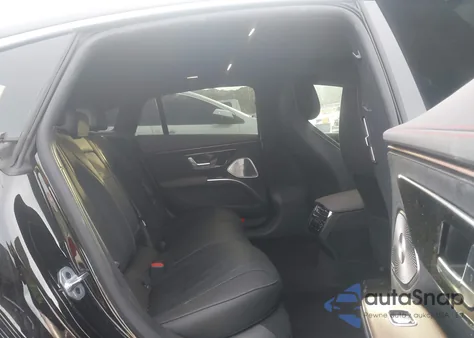 2022 Mercedes-Benz Eqs 580 4Matic z USA, uszkodzony, nr VIN W1KCG4EB8NA020823